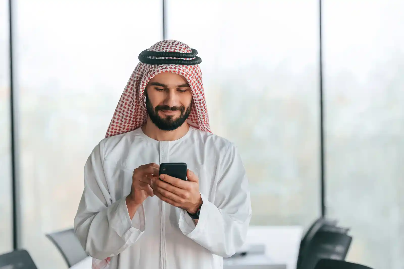 حماية شاشة الهاتف الذكي وبطاقة رقمية